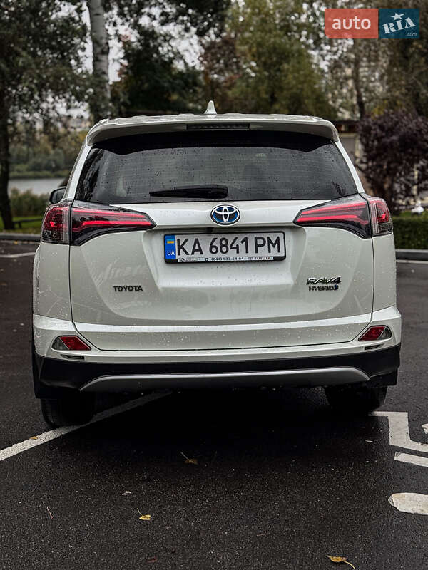 Внедорожник / Кроссовер Toyota RAV4 2017 в Киеве фото 11 Внедорожник / Кроссовер Toyota RAV4 2017 в Киеве
