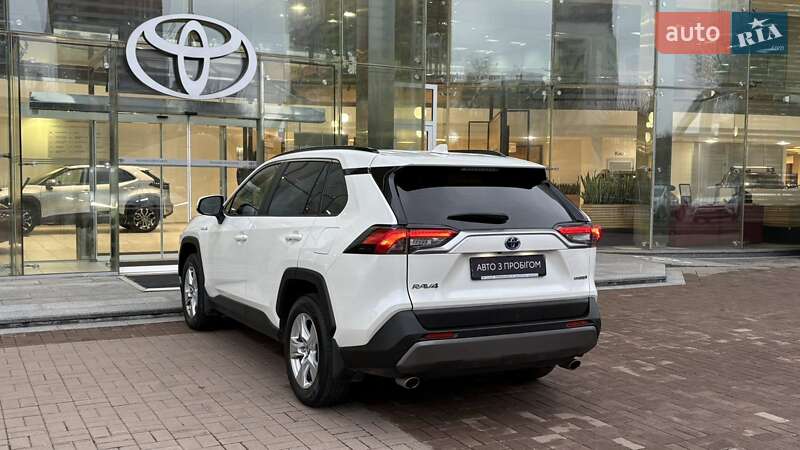 Внедорожник / Кроссовер Toyota RAV4 2019 в Киеве фото 2 Внедорожник / Кроссовер Toyota RAV4 2019 в Киеве
