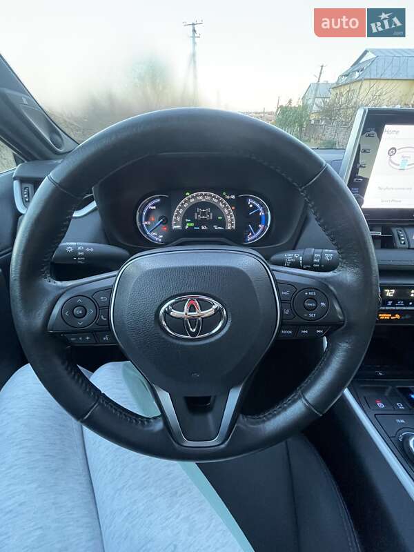 Внедорожник / Кроссовер Toyota RAV4 2022 в Тернополе фото 21 Внедорожник / Кроссовер Toyota RAV4 2022 в Тернополе