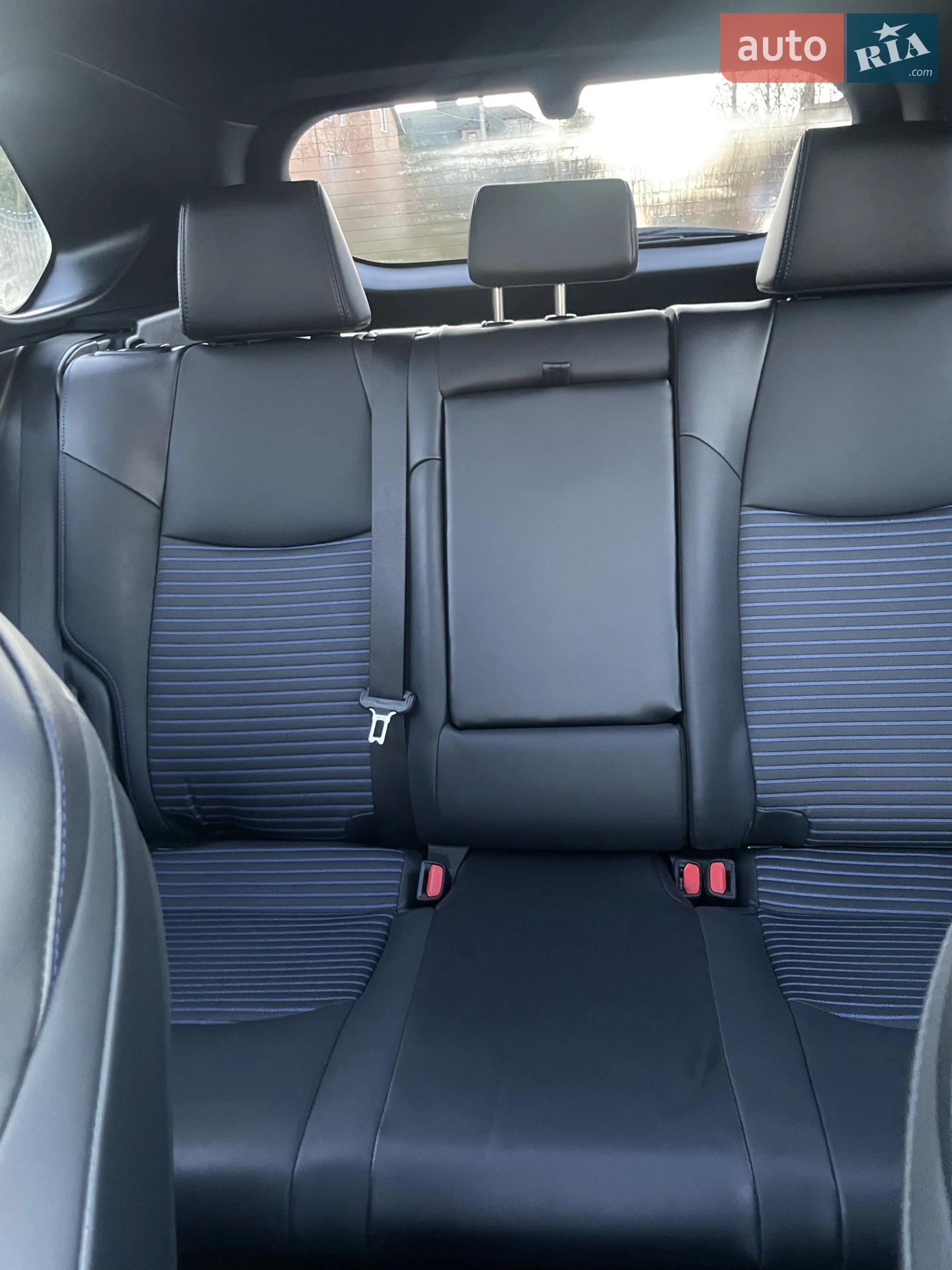 2022 Toyota RAV 4 - мініатюра 18