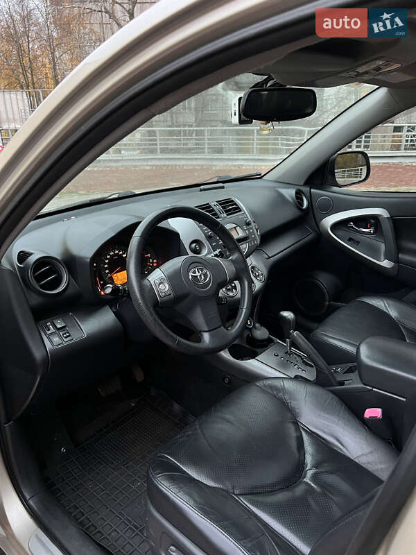 Внедорожник / Кроссовер Toyota RAV4 2006 в Харькове фото 6 Внедорожник / Кроссовер Toyota RAV4 2006 в Харькове