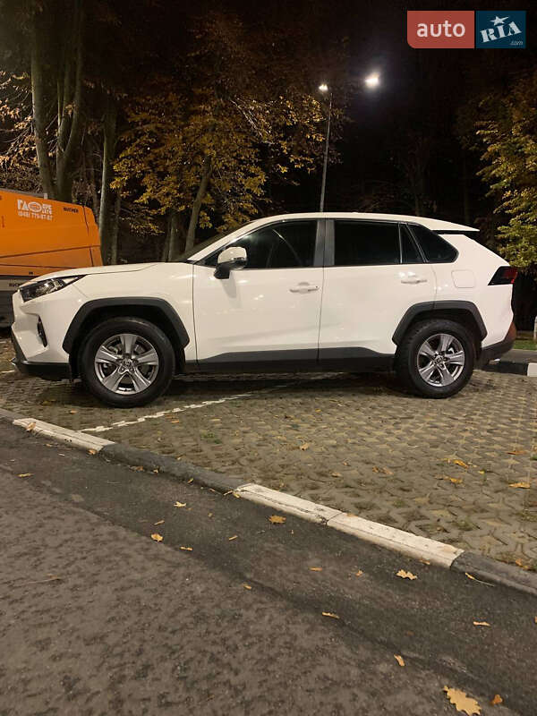 Внедорожник / Кроссовер Toyota RAV4 2023 в Харькове фото 9 Внедорожник / Кроссовер Toyota RAV4 2023 в Харькове