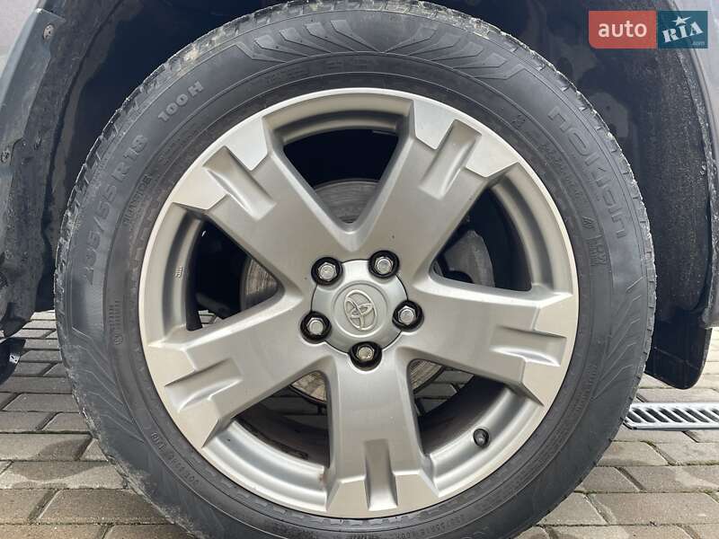 Внедорожник / Кроссовер Toyota RAV4 2010 в Ровно фото 36 Внедорожник / Кроссовер Toyota RAV4 2010 в Ровно