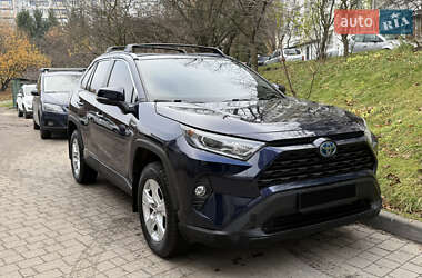 Позашляховик / Кросовер Toyota RAV4 2019 в Львові