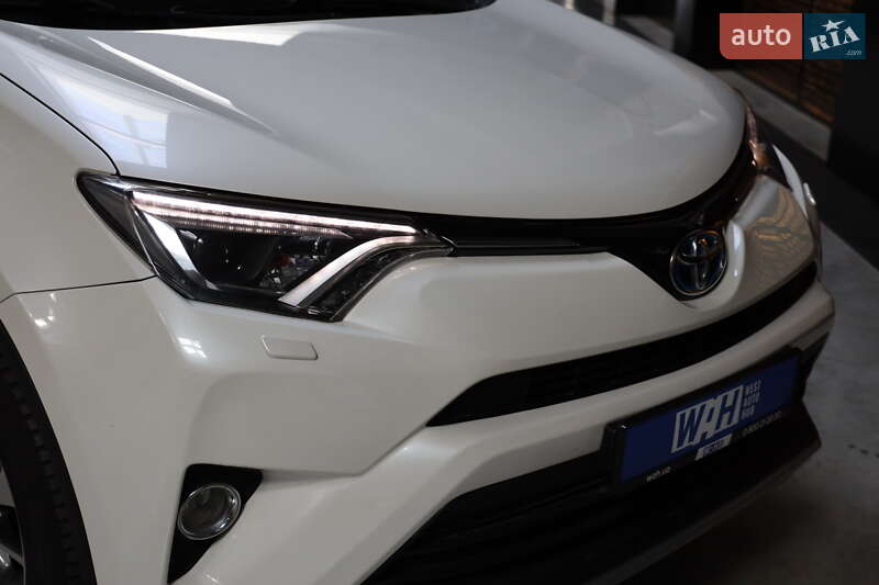 Внедорожник / Кроссовер Toyota RAV4 2017 в Луцке фото 9 Внедорожник / Кроссовер Toyota RAV4 2017 в Луцке
