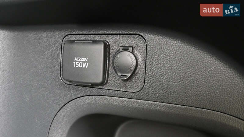 Позашляховик / Кросовер Toyota RAV4 2020 в Львові