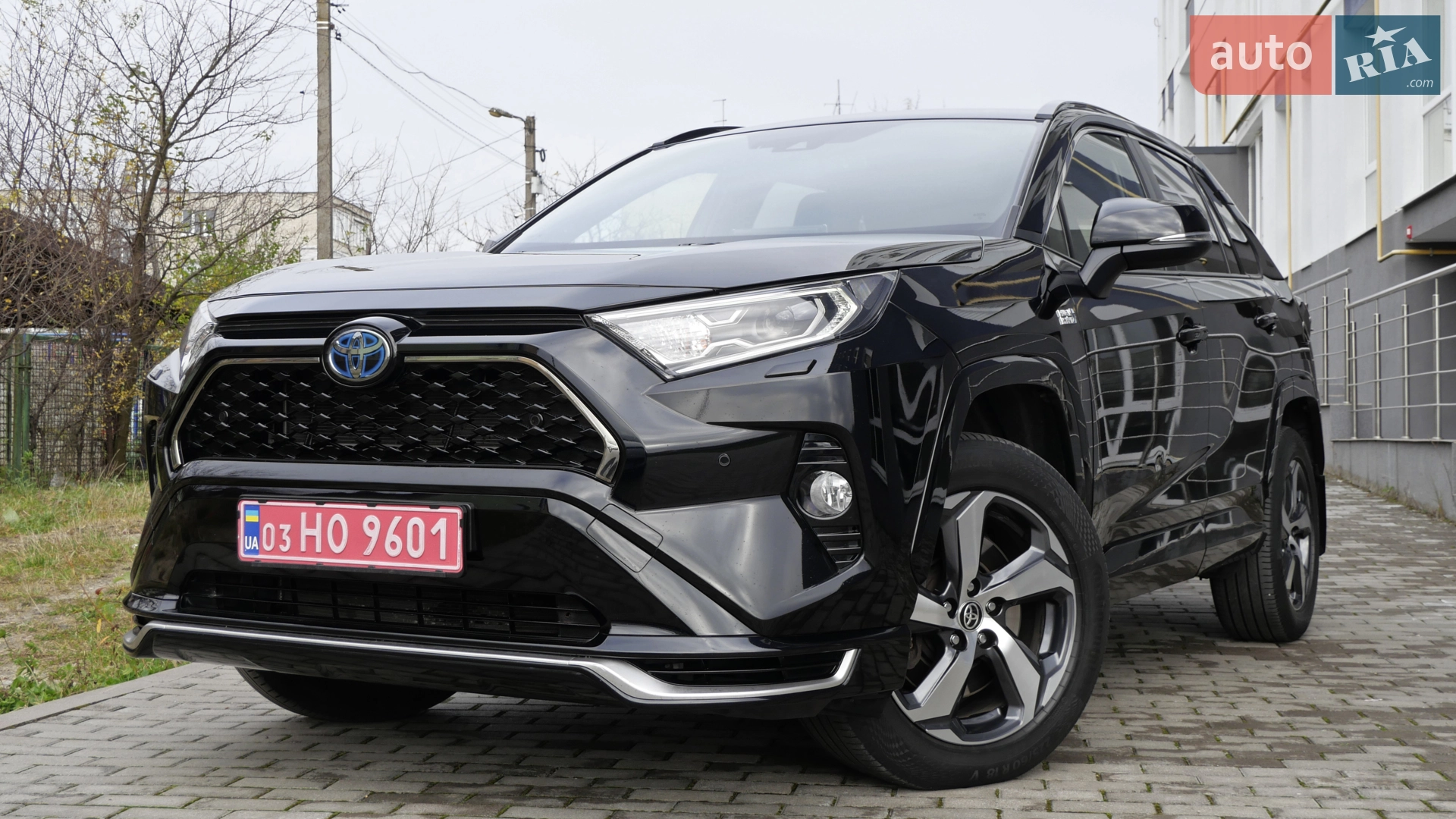 2020 Toyota RAV 4 - фото 1