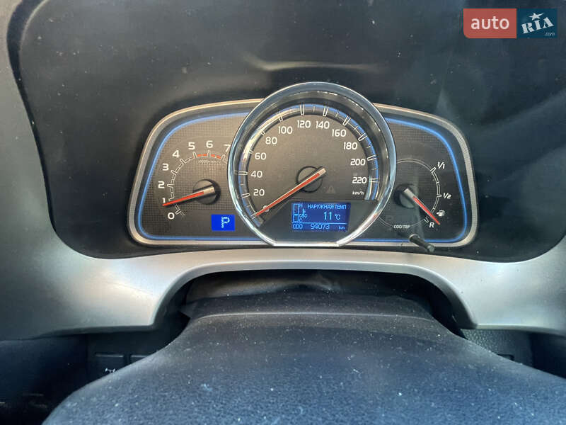 Позашляховик / Кросовер Toyota RAV4 2014 в Мукачевому