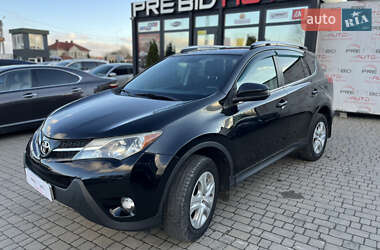 Позашляховик / Кросовер Toyota RAV4 2015 в Львові