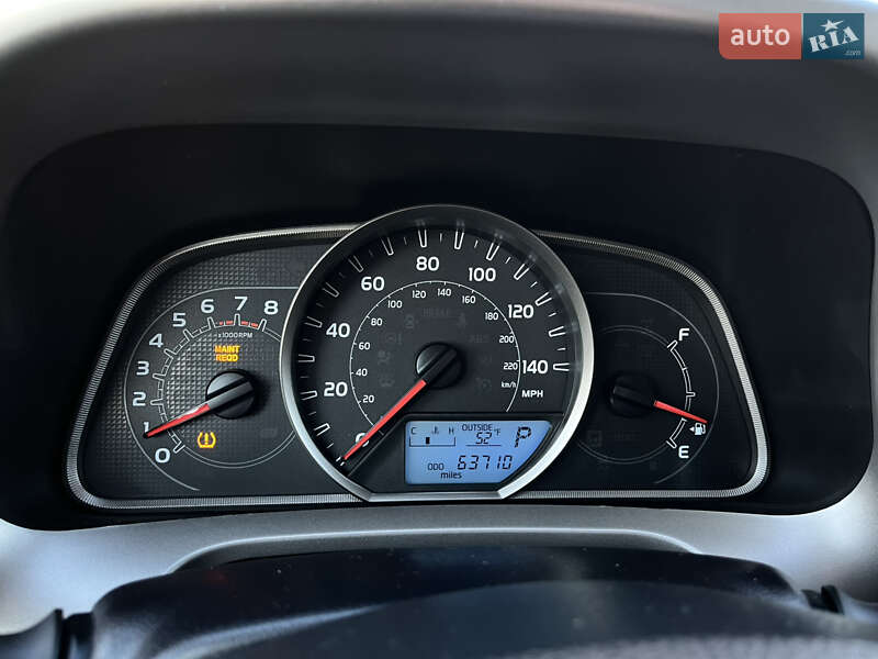 Позашляховик / Кросовер Toyota RAV4 2015 в Львові