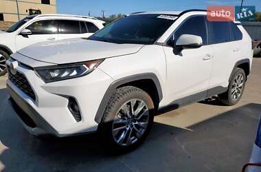 Toyota RAV4 2019