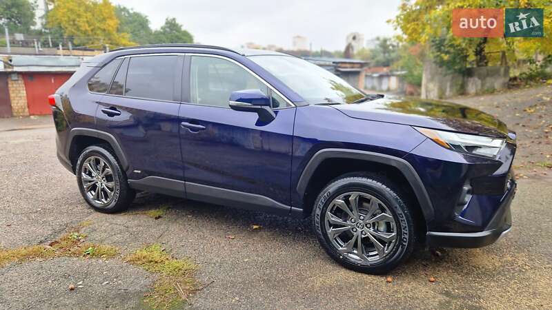 Внедорожник / Кроссовер Toyota RAV4 2023 в Киеве фото 5 Внедорожник / Кроссовер Toyota RAV4 2023 в Киеве