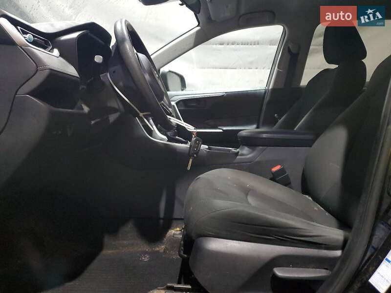 Внедорожник / Кроссовер Toyota RAV4 2019 в Днепре фото 7 Внедорожник / Кроссовер Toyota RAV4 2019 в Днепре