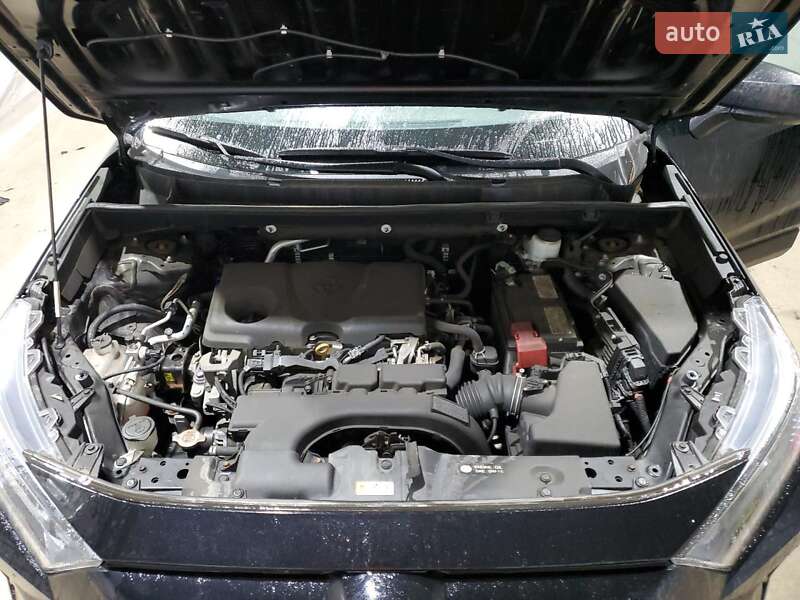 Внедорожник / Кроссовер Toyota RAV4 2019 в Днепре фото 12 Внедорожник / Кроссовер Toyota RAV4 2019 в Днепре