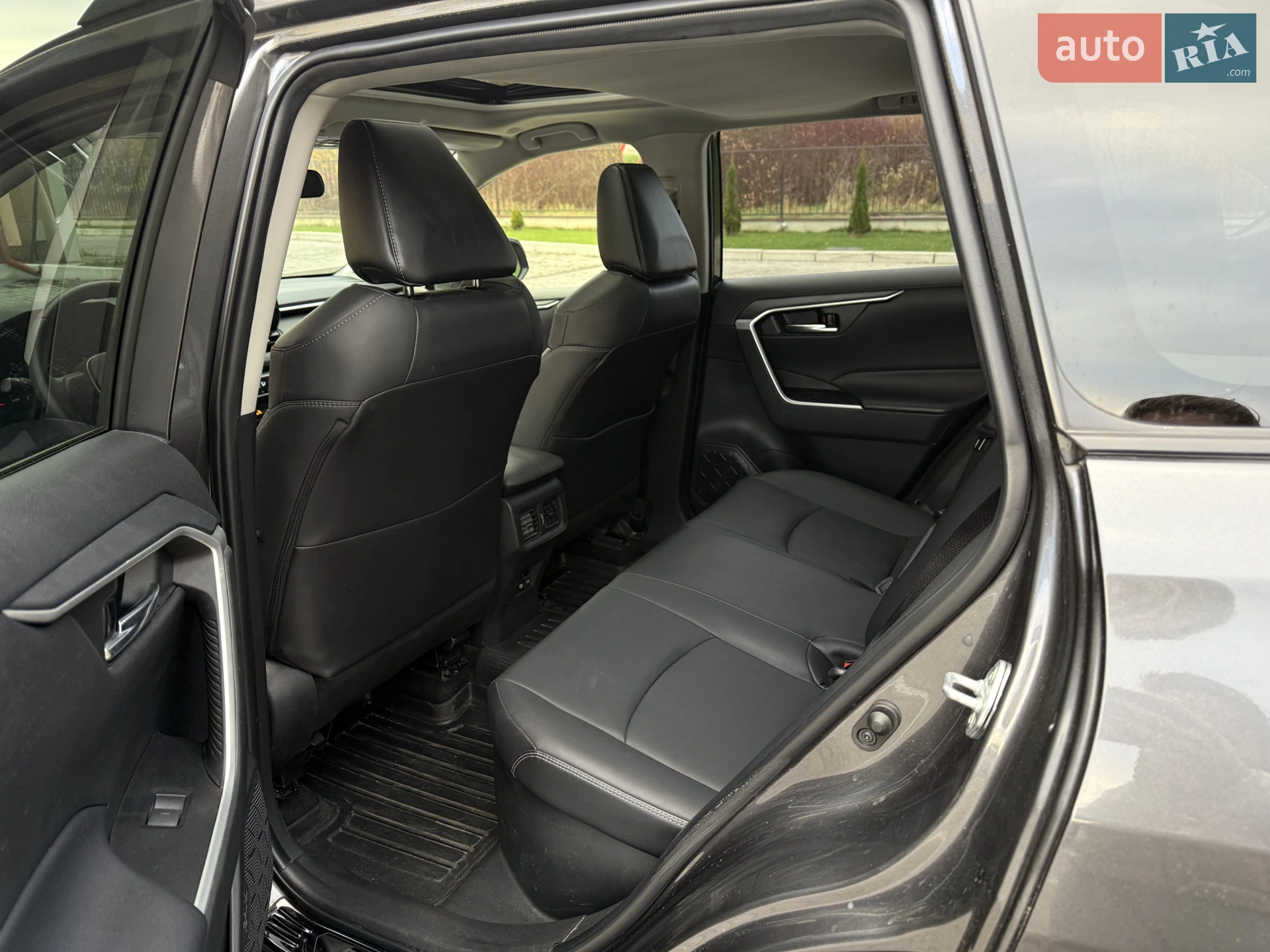 2023 Toyota RAV 4 - мініатюра 17