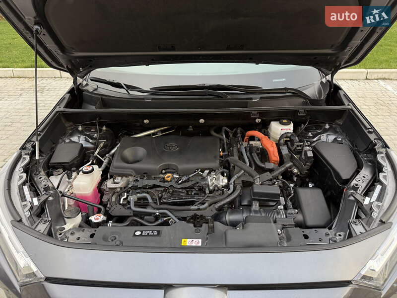 Позашляховик / Кросовер Toyota RAV4 2023 в Львові фото 22 Позашляховик / Кросовер Toyota RAV4 2023 в Львові