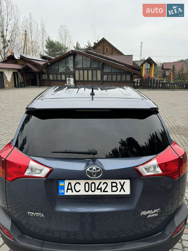 Внедорожник / Кроссовер Toyota RAV4 2013 в Любомле
