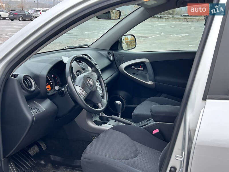 Внедорожник / Кроссовер Toyota RAV4 2006 в Киеве фото 24 Внедорожник / Кроссовер Toyota RAV4 2006 в Киеве