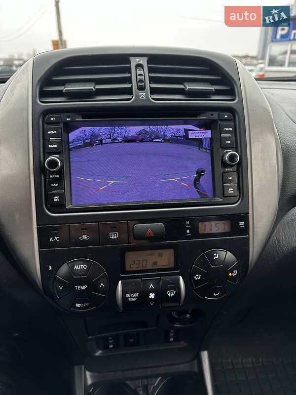 Внедорожник / Кроссовер Toyota RAV4 2005 в Киеве