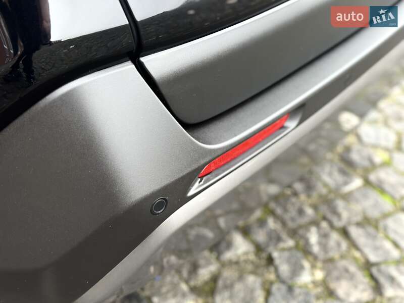 Внедорожник / Кроссовер Toyota RAV4 2021 в Днепре