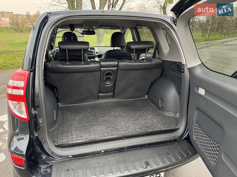 Внедорожник / Кроссовер Toyota RAV4 2011 в Борисполе фото 13 Внедорожник / Кроссовер Toyota RAV4 2011 в Борисполе
