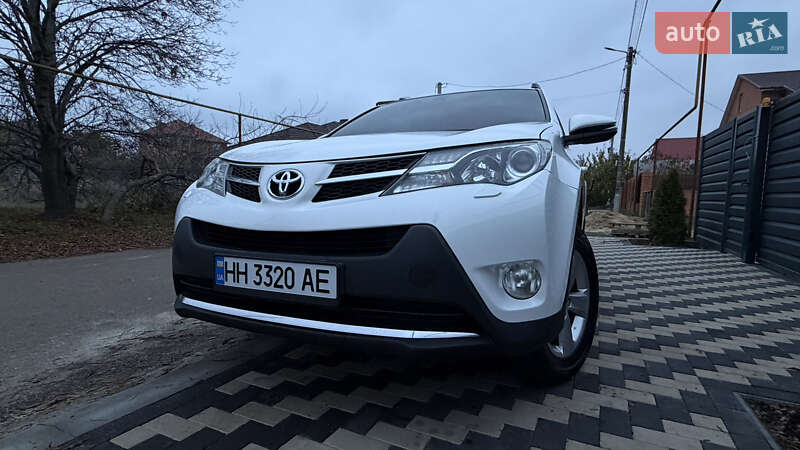 Позашляховик / Кросовер Toyota RAV4 2013 в Одесі