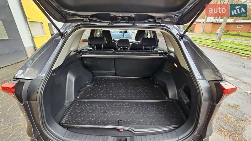 Позашляховик / Кросовер Toyota RAV4 2019 в Одесі фото 23 Позашляховик / Кросовер Toyota RAV4 2019 в Одесі