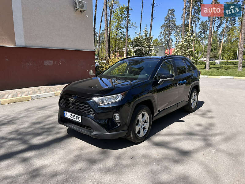 Позашляховик / Кросовер Toyota RAV4 2019 в Києві