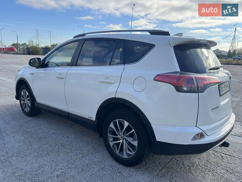 Внедорожник / Кроссовер Toyota RAV4 2018 в Киеве фото 9 Внедорожник / Кроссовер Toyota RAV4 2018 в Киеве