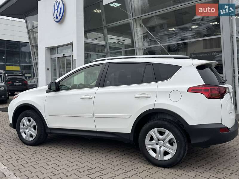 Внедорожник / Кроссовер Toyota RAV4 2015 в Черновцах фото 9 Внедорожник / Кроссовер Toyota RAV4 2015 в Черновцах