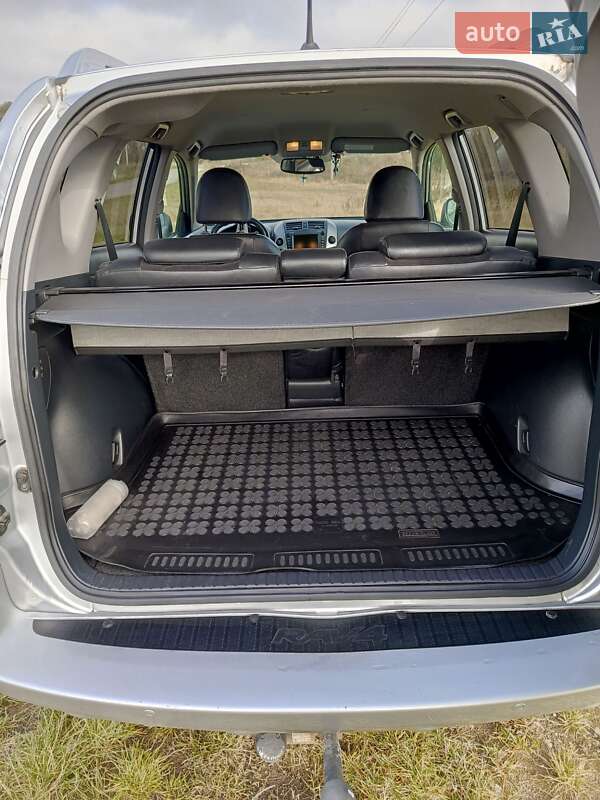 Внедорожник / Кроссовер Toyota RAV4 2010 в Деражне фото 15 Внедорожник / Кроссовер Toyota RAV4 2010 в Деражне
