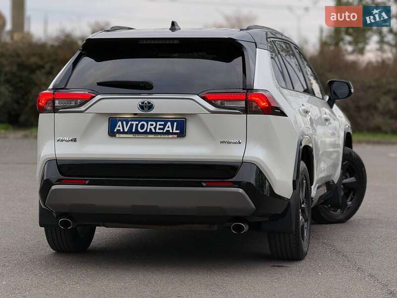 Позашляховик / Кросовер Toyota RAV4 2019 в Кривому Розі