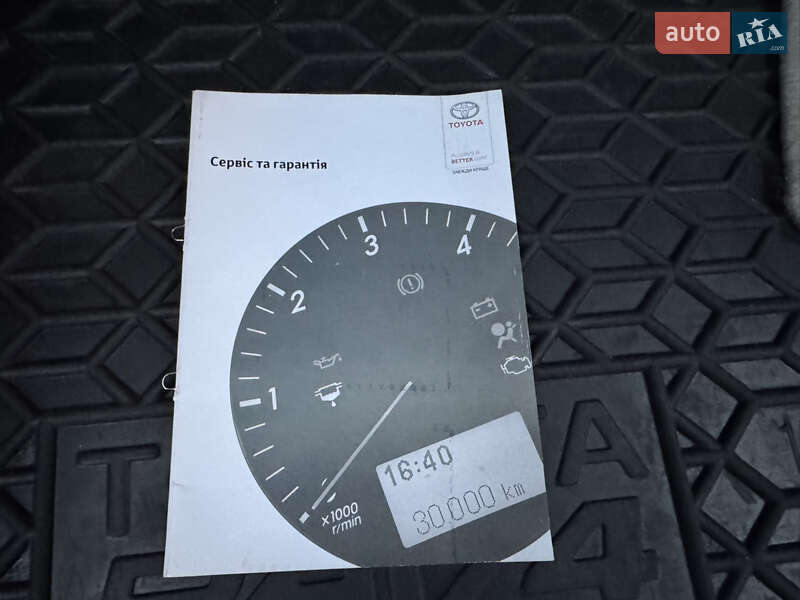 Внедорожник / Кроссовер Toyota RAV4 2018 в Киеве фото 60 Внедорожник / Кроссовер Toyota RAV4 2018 в Киеве