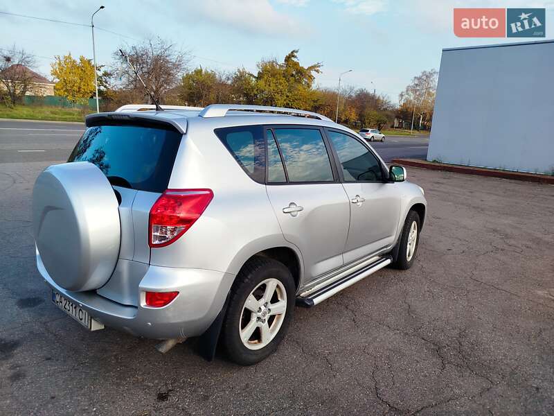 Внедорожник / Кроссовер Toyota RAV4 2006 в Черкассах фото 5 Внедорожник / Кроссовер Toyota RAV4 2006 в Черкассах