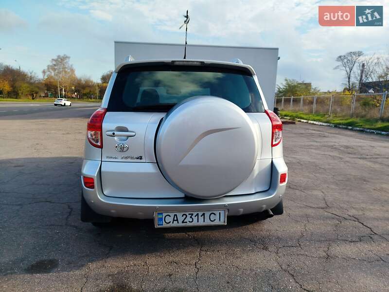 Внедорожник / Кроссовер Toyota RAV4 2006 в Черкассах фото 7 Внедорожник / Кроссовер Toyota RAV4 2006 в Черкассах