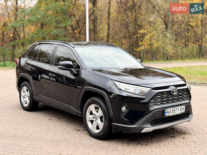 Внедорожник / Кроссовер Toyota RAV4 2019 в Киеве фото 8 Внедорожник / Кроссовер Toyota RAV4 2019 в Киеве