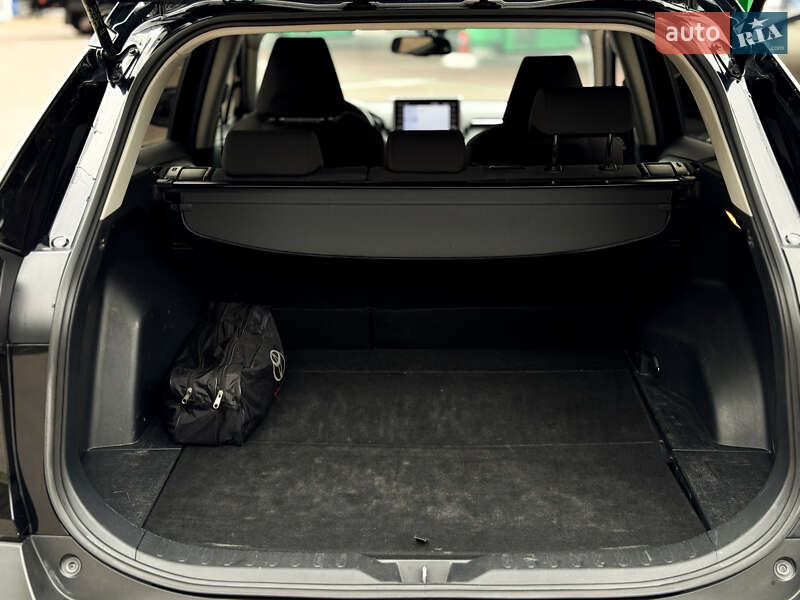 Внедорожник / Кроссовер Toyota RAV4 2019 в Киеве фото 20 Внедорожник / Кроссовер Toyota RAV4 2019 в Киеве