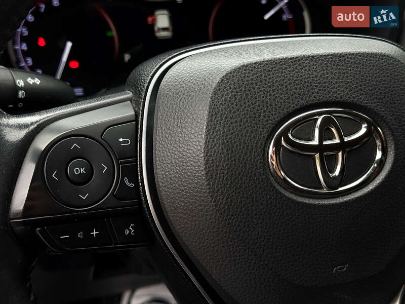 Внедорожник / Кроссовер Toyota RAV4 2019 в Киеве фото 25 Внедорожник / Кроссовер Toyota RAV4 2019 в Киеве