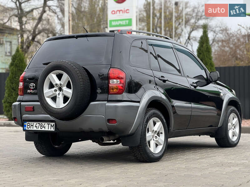 Внедорожник / Кроссовер Toyota RAV4 2004 в Одессе