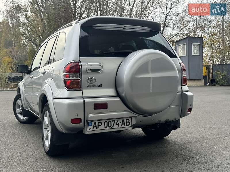 Позашляховик / Кросовер Toyota RAV4 2004 в Одесі