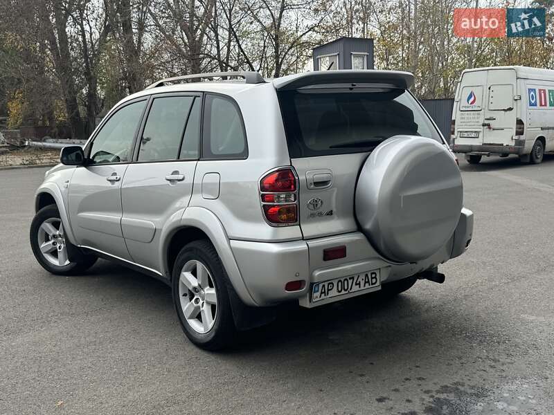 Позашляховик / Кросовер Toyota RAV4 2004 в Одесі