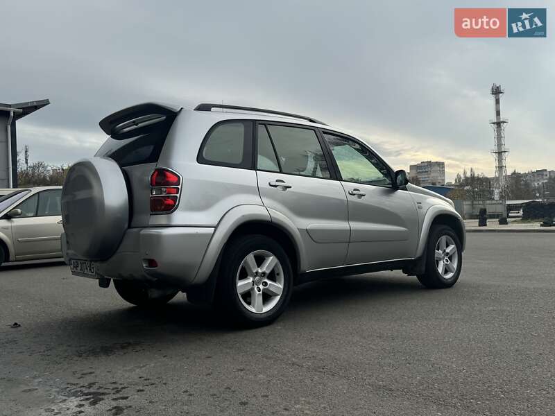 Позашляховик / Кросовер Toyota RAV4 2004 в Одесі