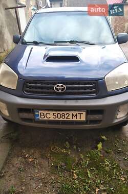Внедорожник / Кроссовер Toyota RAV4 2003 в Самборе