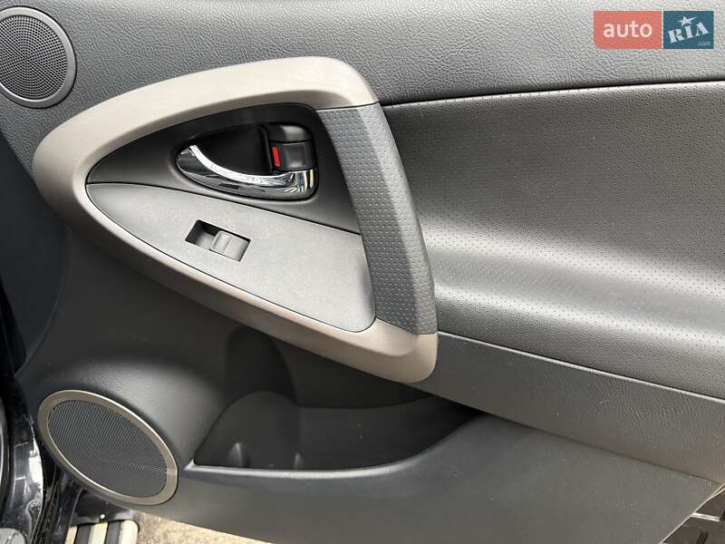 Внедорожник / Кроссовер Toyota RAV4 2008 в Киеве фото 52 Внедорожник / Кроссовер Toyota RAV4 2008 в Киеве
