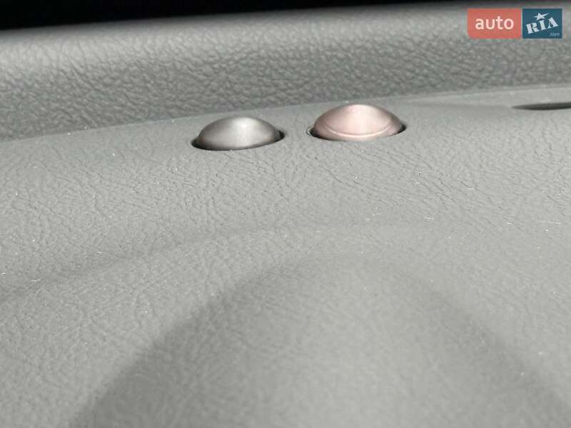 Внедорожник / Кроссовер Toyota RAV4 2008 в Киеве фото 54 Внедорожник / Кроссовер Toyota RAV4 2008 в Киеве