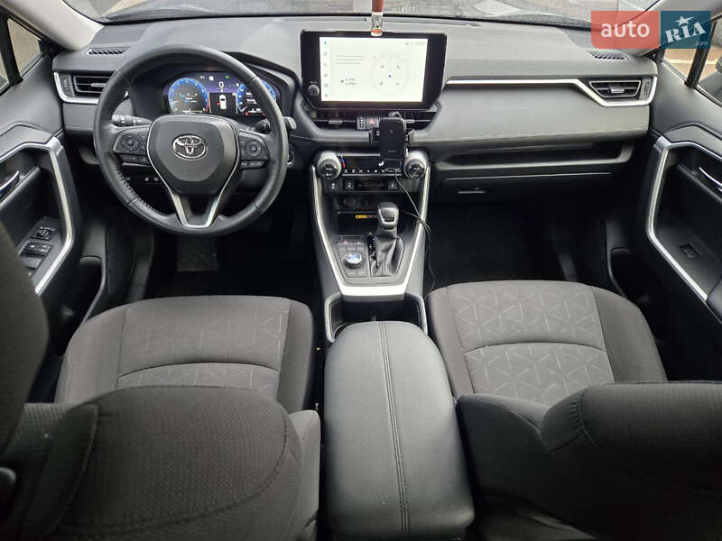 Позашляховик / Кросовер Toyota RAV4 2023 в Києві фото 12 Позашляховик / Кросовер Toyota RAV4 2023 в Києві