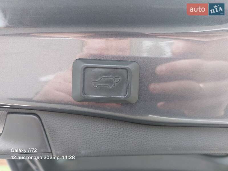 Внедорожник / Кроссовер Toyota RAV4 2023 в Киеве фото 27 Внедорожник / Кроссовер Toyota RAV4 2023 в Киеве