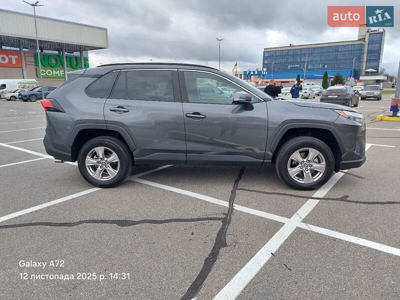 Внедорожник / Кроссовер Toyota RAV4 2023 в Киеве фото 9 Внедорожник / Кроссовер Toyota RAV4 2023 в Киеве