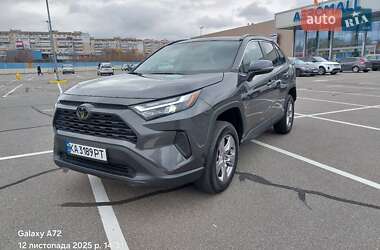 Внедорожник / Кроссовер Toyota RAV4 2023 в Киеве