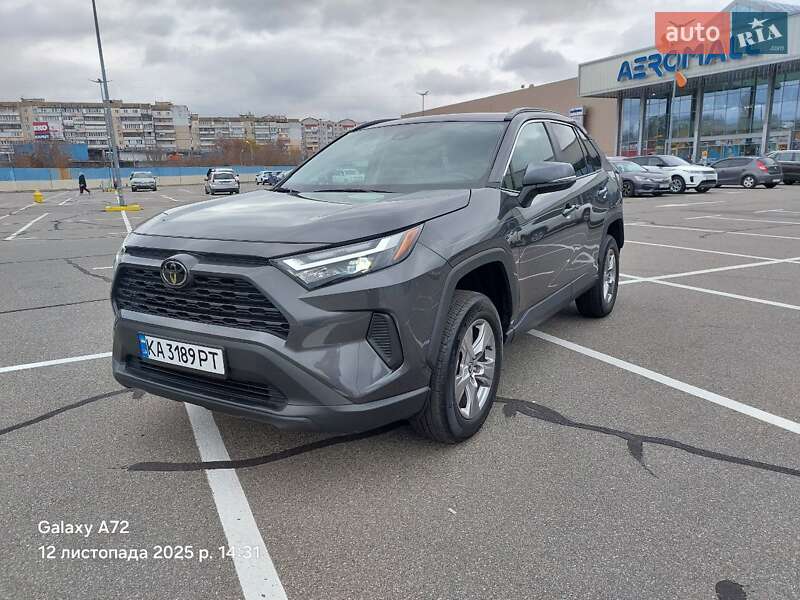 Toyota RAV4 2023